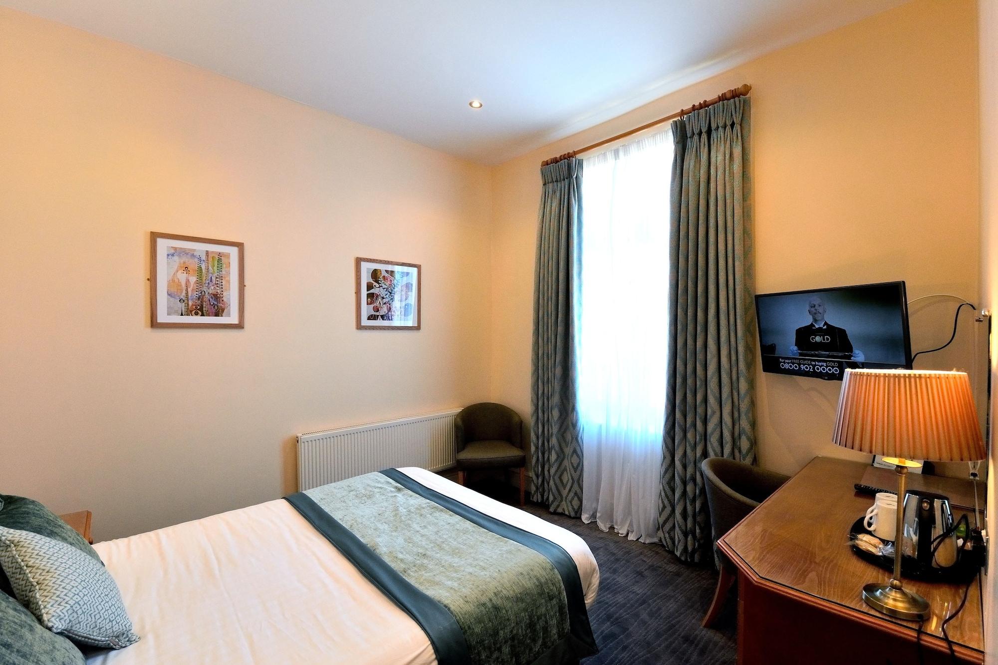 Queens Court Hotel Exeter Exterior photo